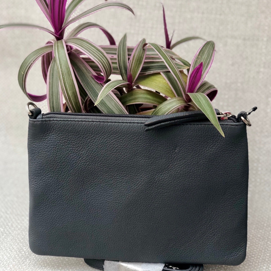 Lips Leather Clutch Bag - Zebra Leopard Glitter