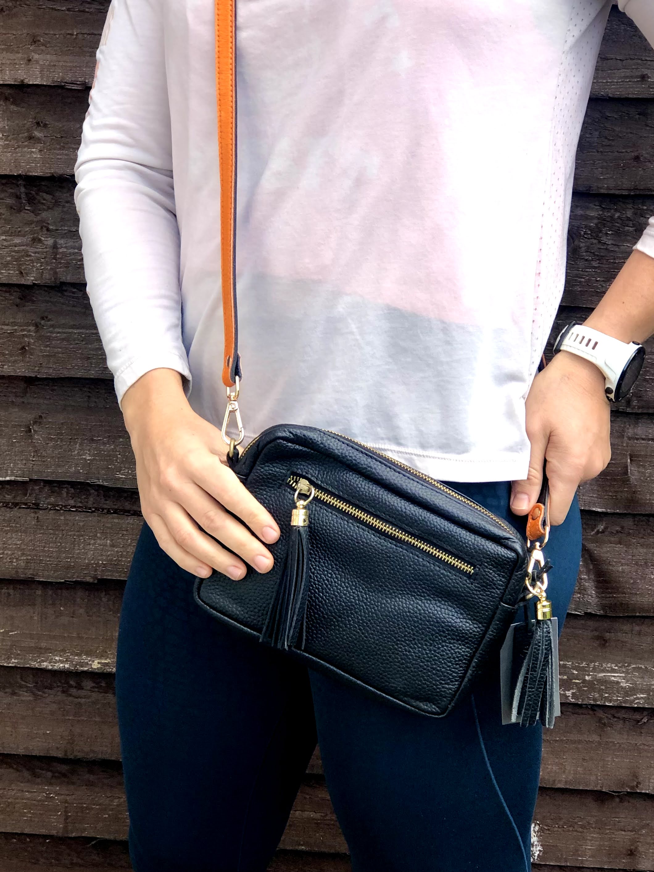 Crossbody clutch discount in pebble leather