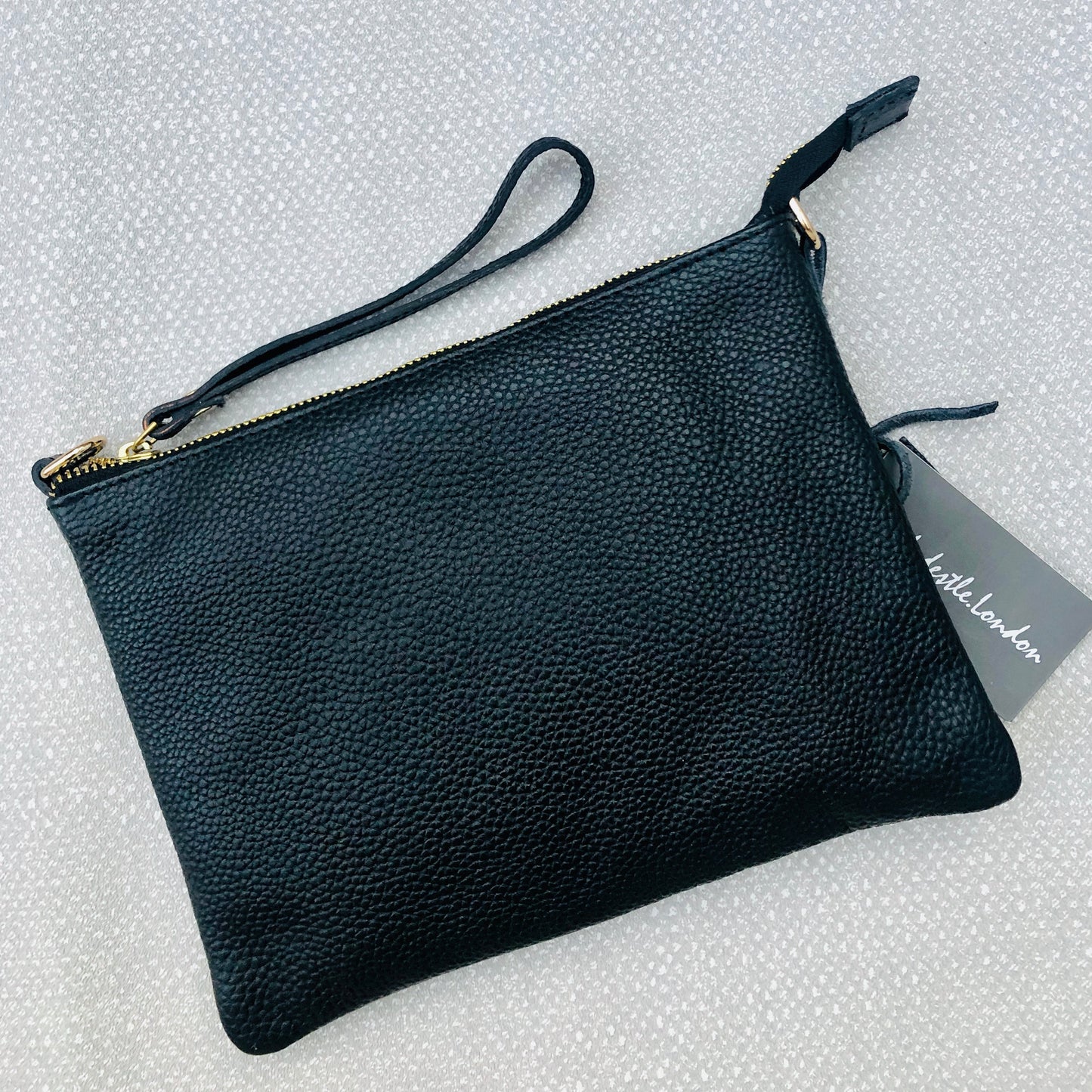 Megan Pebbled Leather Wristlet Clutch Bag LBR105